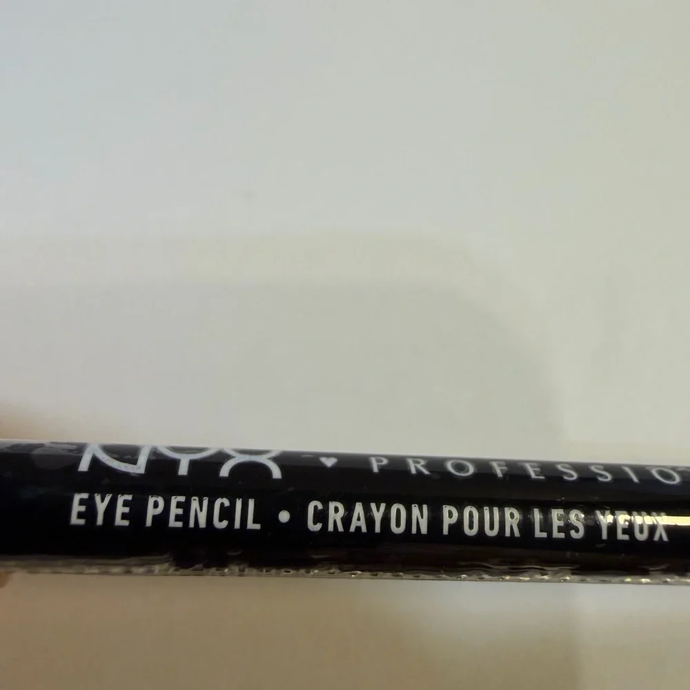 🩷5/$10 NYX Professional Eye Pencil